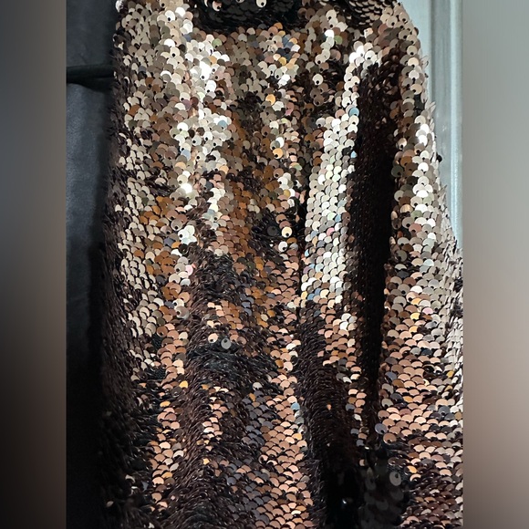 Gold and black sparkly sequin jacket/cardigan. Torrid size 1/2 (XL / XXL) - Picture 4 of 6